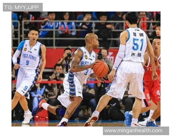 南京足球队状态引发热议球迷对球队表现褒贬不一