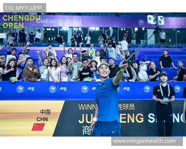 成都网球队的个人能力揭秘：网球巨献背后的训练与成长之路