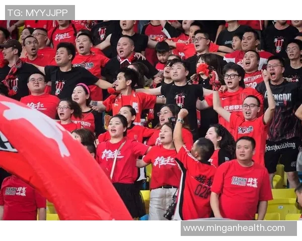 成都飞盘队实力引发热议球迷对其表现褒贬不一的背后原因分析