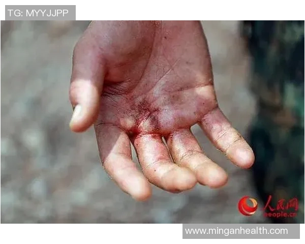 吉达阿赫利与棉衣的激烈对决展现足球魅力与团队精神的巅峰对抗