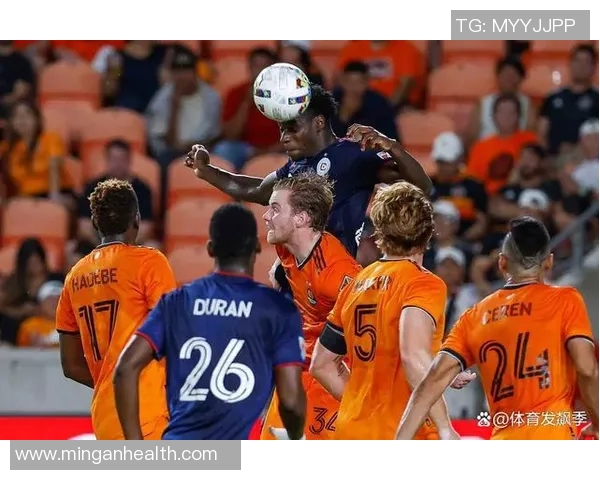 费城与辛辛纳提的激烈对决揭示了两队的实力与潜力 费城与辛辛纳提的激烈对决揭示了两队的实力与潜力