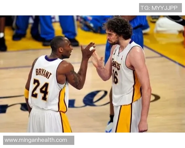 2007年季后赛湖人与太阳的激烈对决与历史回顾