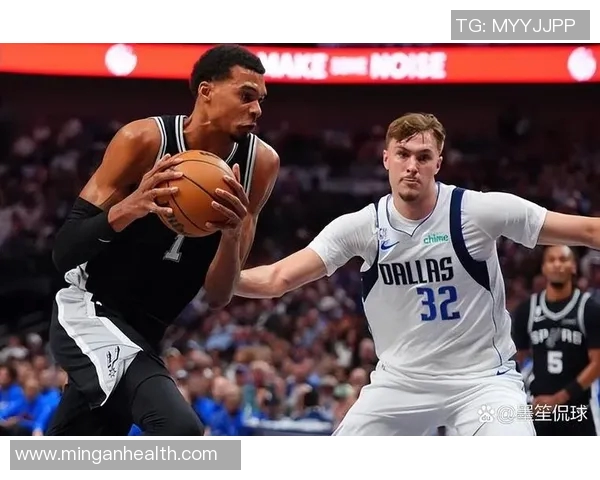 2020年马刺与独行侠激战回顾：一场精彩的西部对决与篮球魅力的碰撞