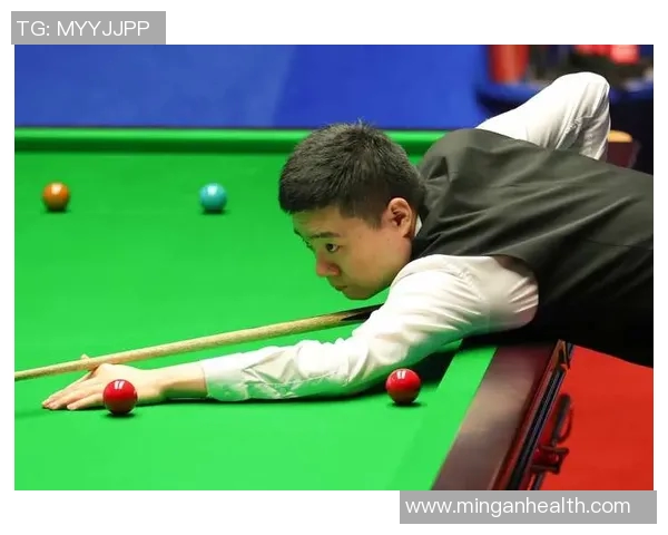 丁俊晖与颜丙涛激战正酣赛况分析与精彩瞬间回顾 丁俊晖与颜丙涛激战正酣赛况分析与精彩瞬间回顾