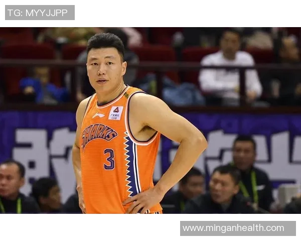 李根的篮球之路：从青涩少年到CBA明星的成长故事与奋斗历程